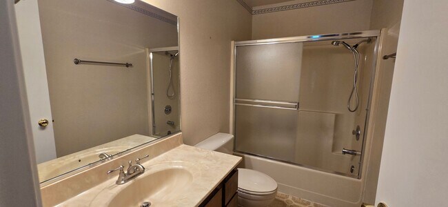 Building Photo - two-bedroom, two-bath condo in Nevada City
