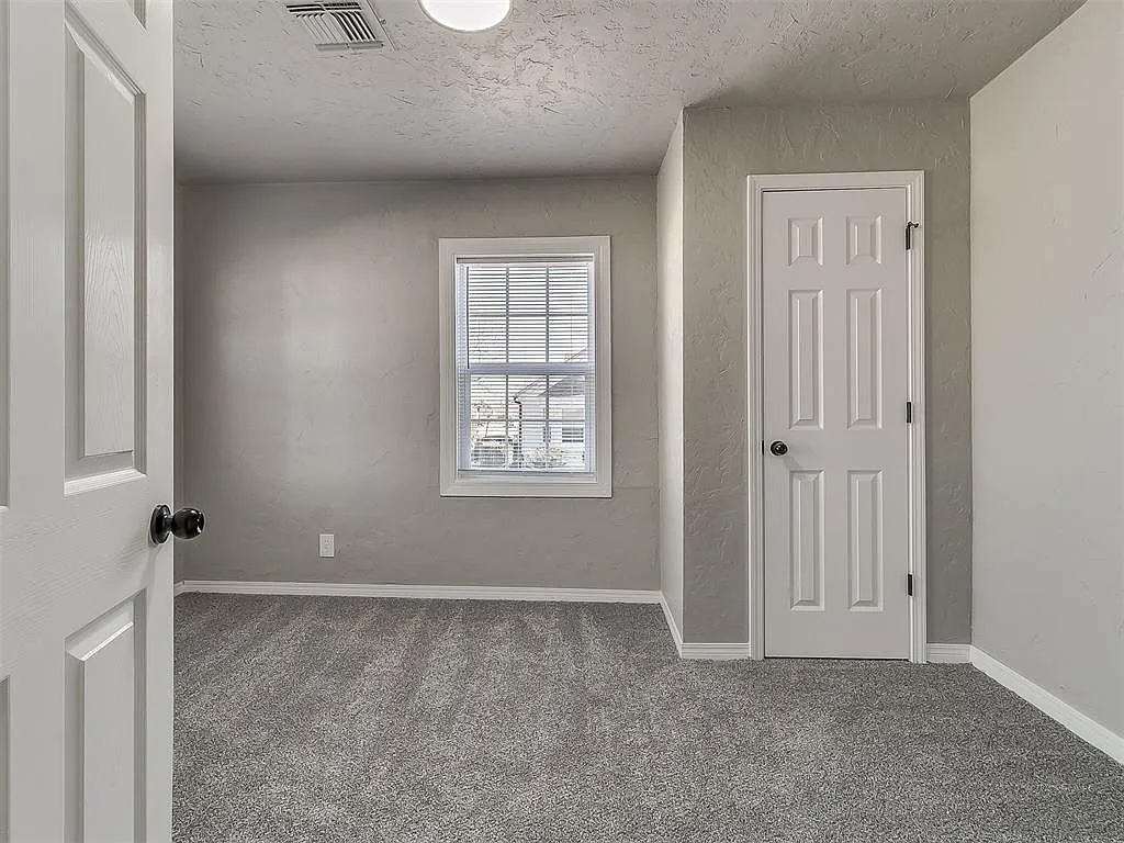 Front bedroom - 2200 NW 33rd St