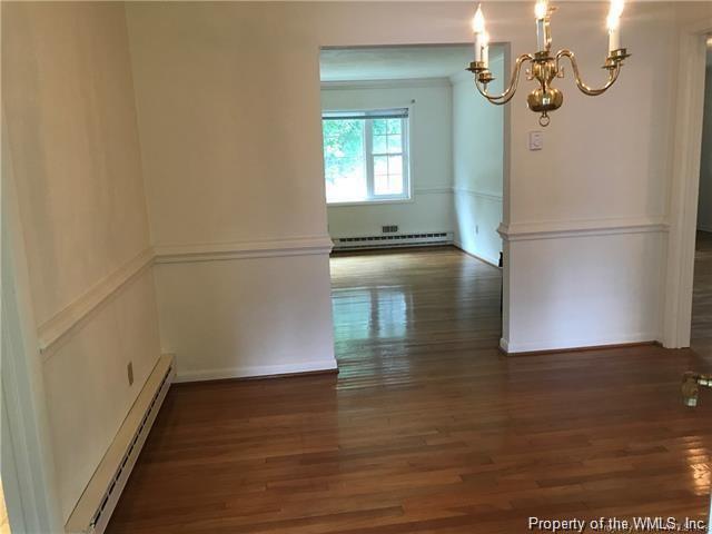 Building Photo - 223 Christopher Wren Rd