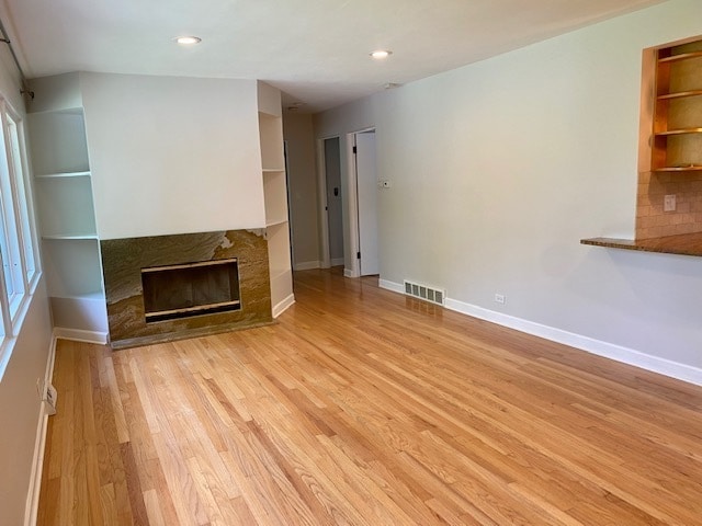 Building Photo - 587 Wilshire Ave