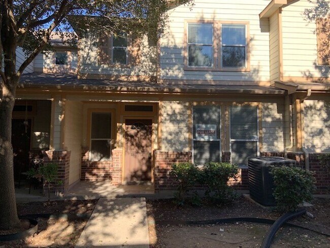 Primary Photo - 13315 Bristow Dawn