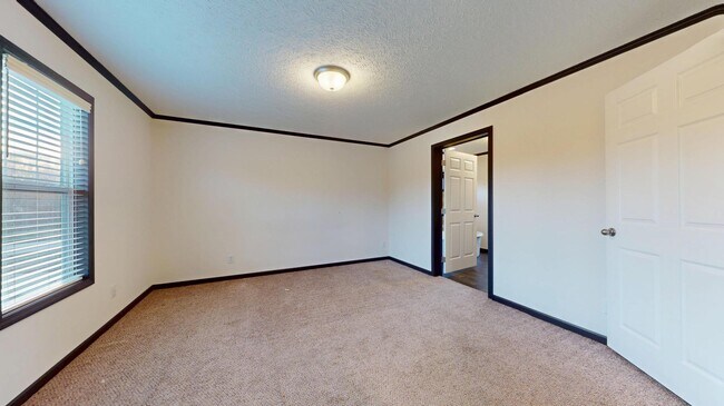 Building Photo - 7708 Waxhaw Hwy