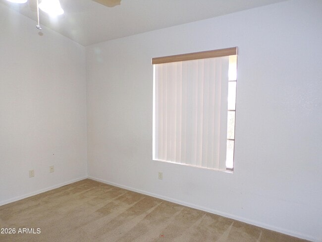 Building Photo - 3087 Plaza De Viola