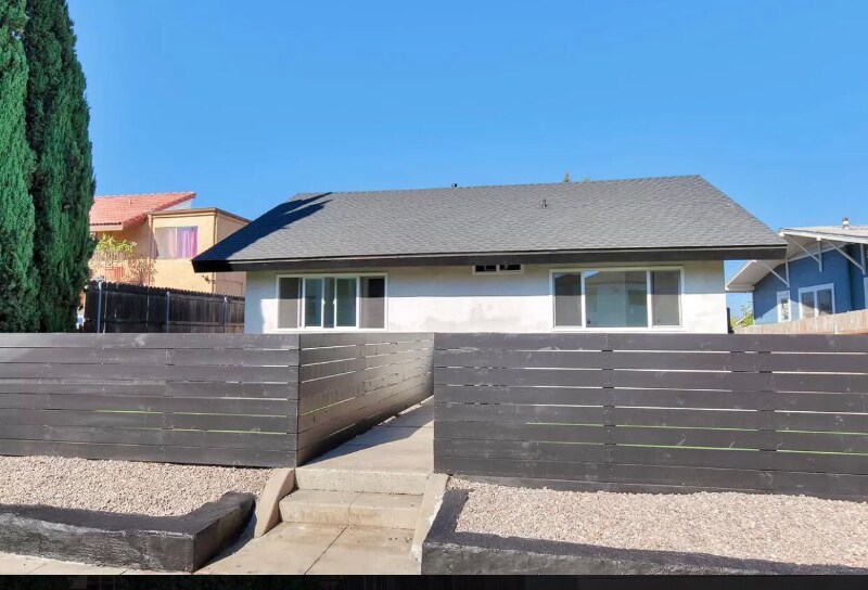 Primary Photo - 3745 Boundary St