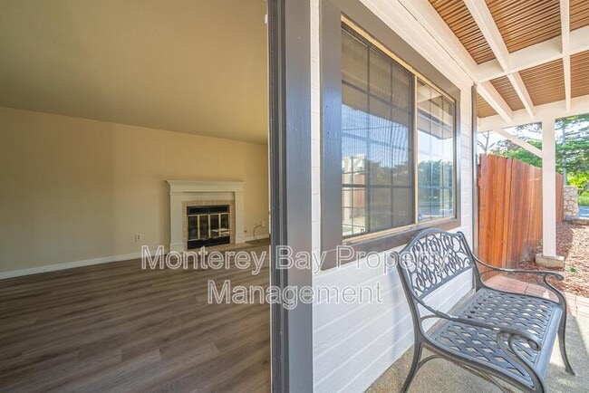 Building Photo - 415 Palo Verde Ave