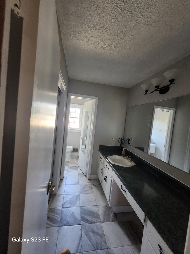 Building Photo - 8109 Concho Rd