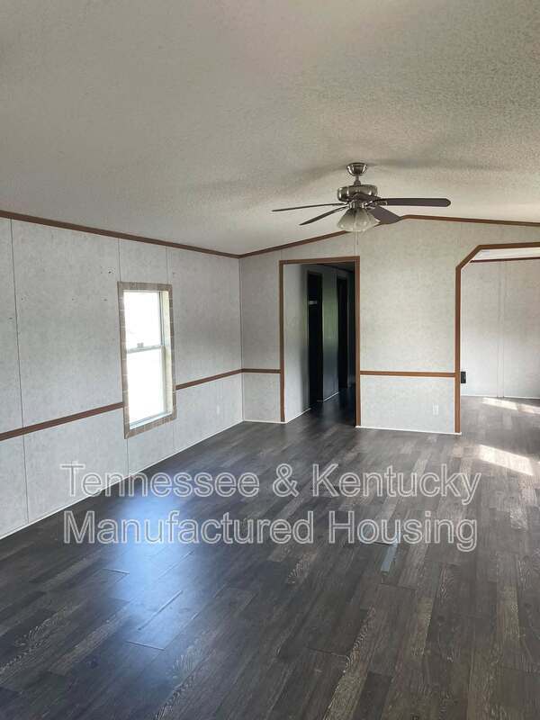 Building Photo - 201 Cumberland Ln