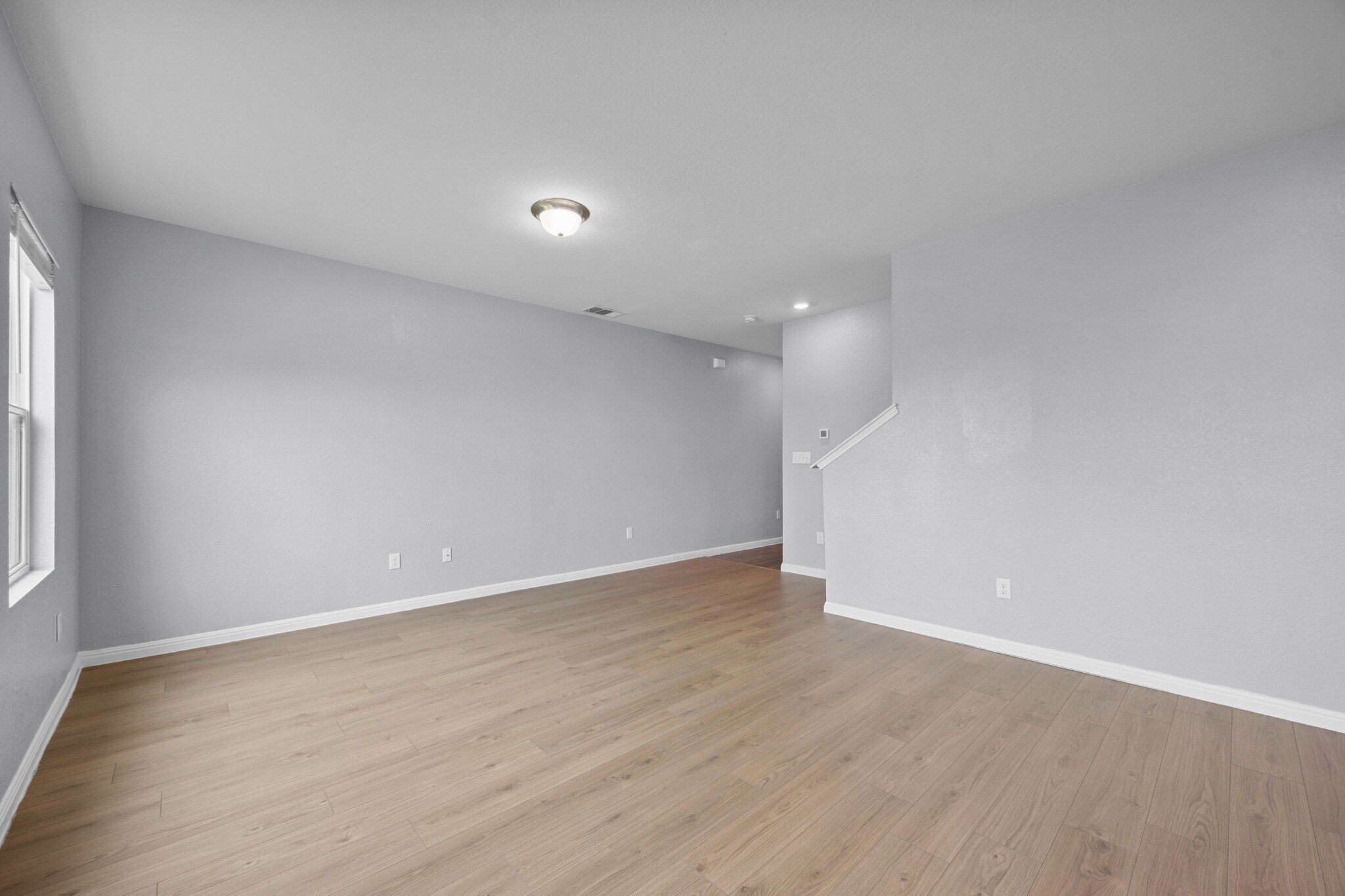 Building Photo - 320 Bell Rings Dr