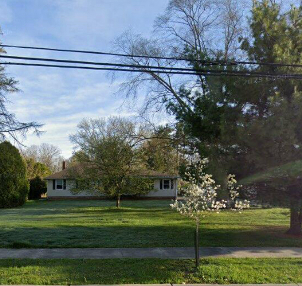 Primary Photo - 38075 Bainbridge Rd