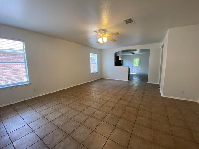 Building Photo - 9001 Kimono Ridge Dr