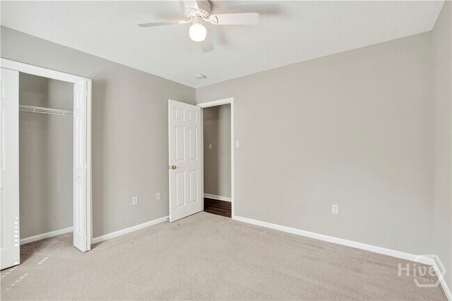 Building Photo - 387 Shady Hill Cir