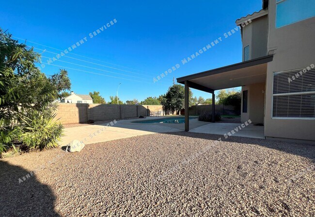 Building Photo - RAY RANCH 4 BEDROOMS 3 BATH WITH POOL AND SPA IN LARGE YARD