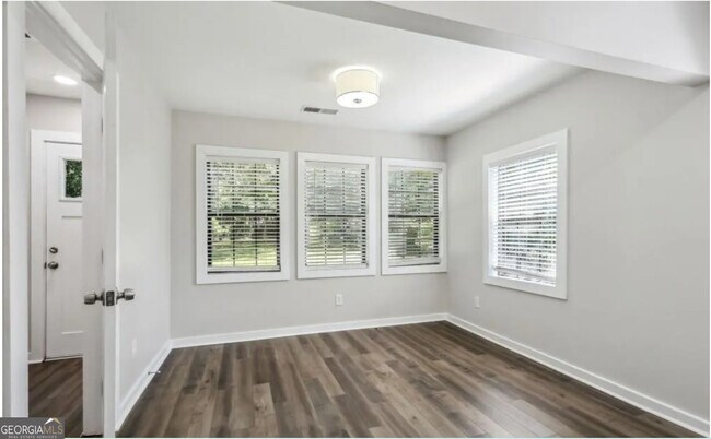 Building Photo - 1295 McClure Ave NW