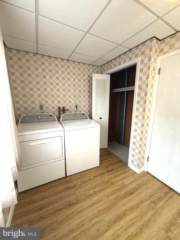 Building Photo - 4324 Valley Rd