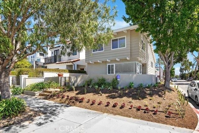 Primary Photo - 500 Larkspur Ave