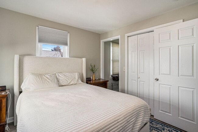 Building Photo - Beautiful 3 Bedroom Twin in Lansdale with garage $2,400/month