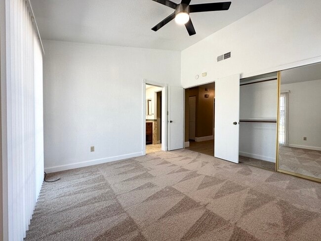 Building Photo - Beautifully Updated Home in Citrus Heights!