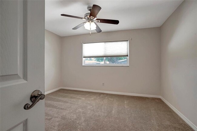 Building Photo - 809 Jacaranda Dr