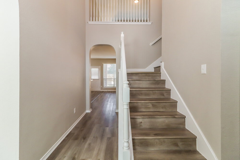 Building Photo - 6129 Farrah Dr