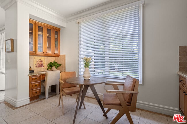 Building Photo - 3697 Benedict Canyon Ln