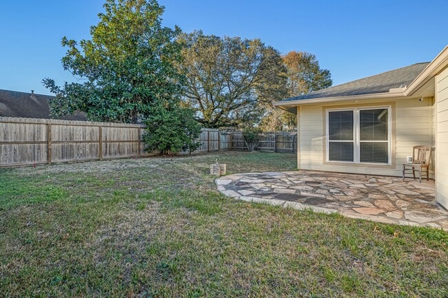 Building Photo - 20331 Pinefield Ln