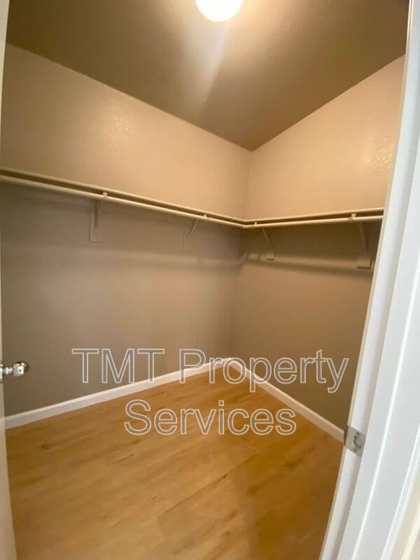 Building Photo - 8966 Forked Creek Way