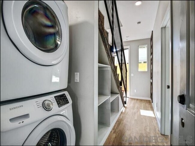 Building Photo - HAW - Herman Ave