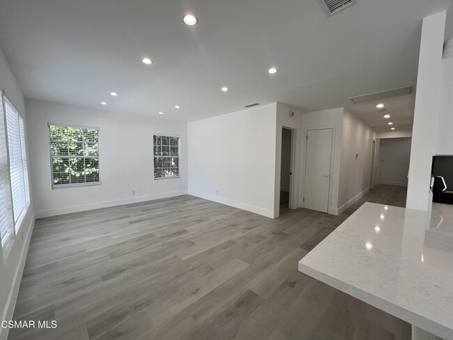 Building Photo - 4934 Enfield Ave