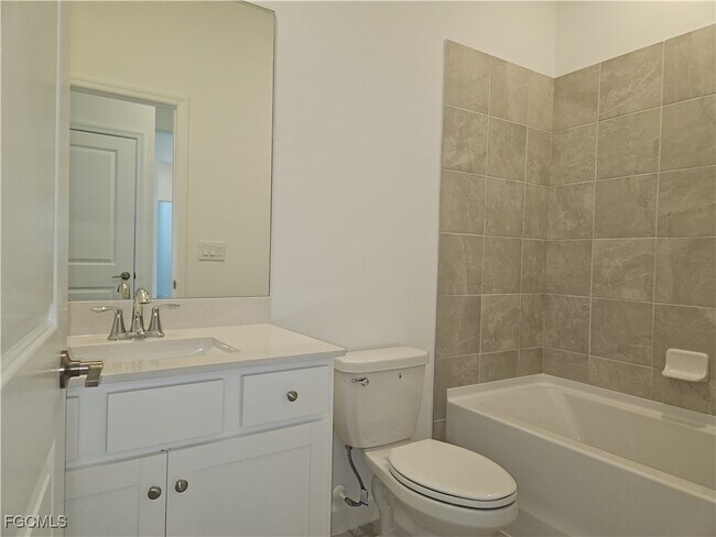 Building Photo - 20465 Copperhead Dr