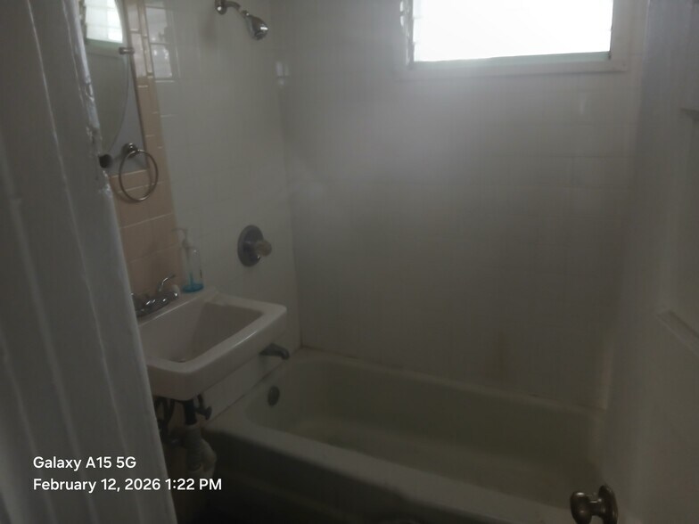 Building Photo - 201 Beech St