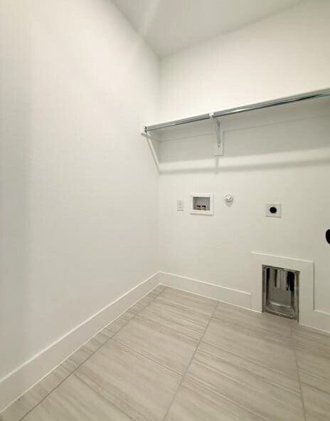 Building Photo - Brand New Home 5 bedroom, 4 bath with loft