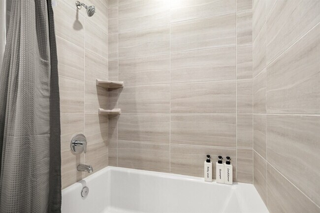 Building Photo - 8936 Williams Cir