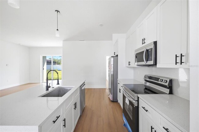 Building Photo - 16835 SW 17th Terrace