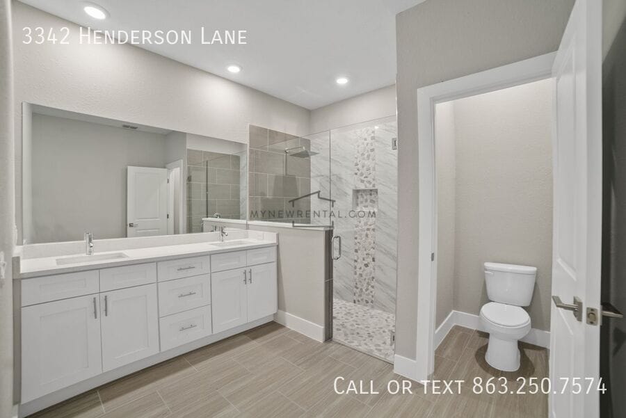 Building Photo - 3342 Henderson Ln