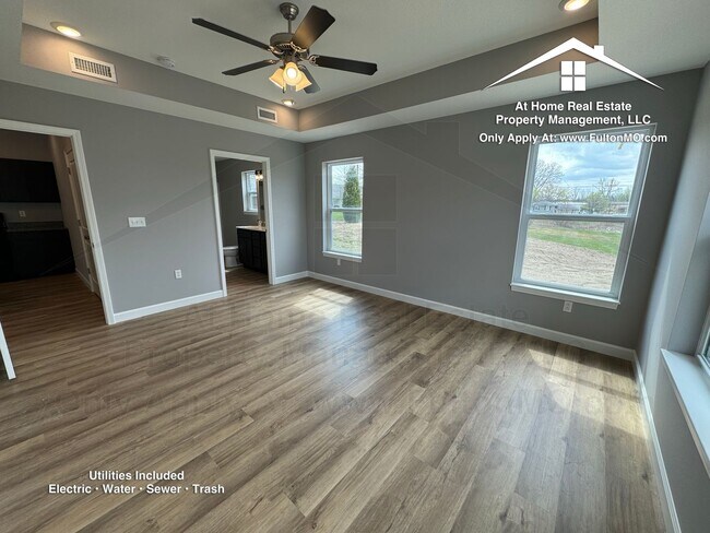 Building Photo - 2610 N Bluff St