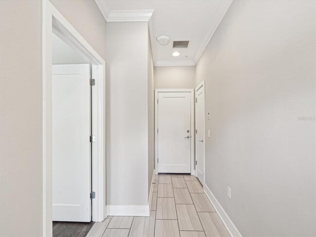 Building Photo - 946 Highland Ave