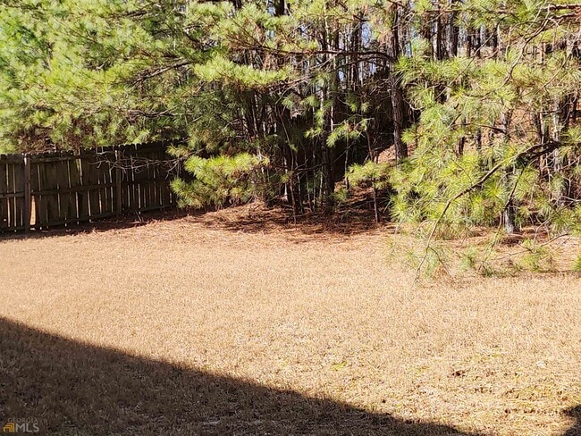 Building Photo - 7130 Cavender Dr SW