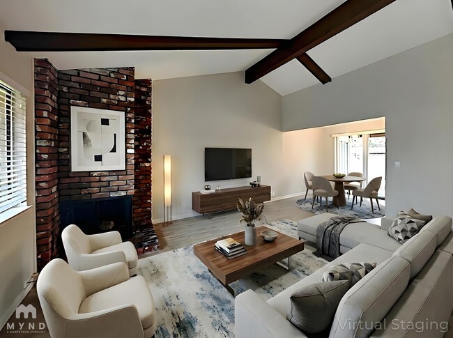 Building Photo - 2336 Villanova Cir