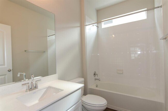 Building Photo - 392 Fall Aster Dr