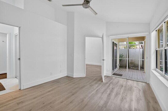 Building Photo - 5237 Majorca Club Dr