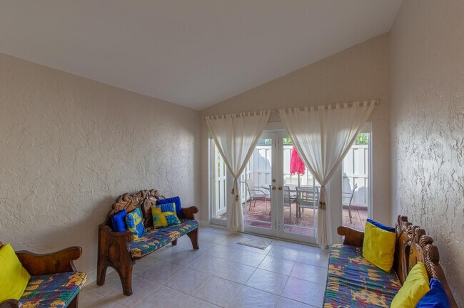 Building Photo - 2689 Fairway Cove Ct