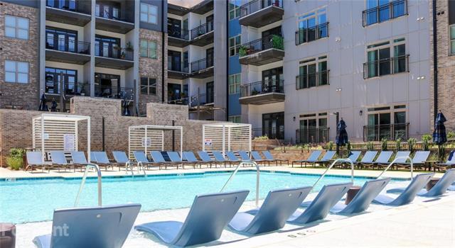 Building Photo - 1310 Iris Dr