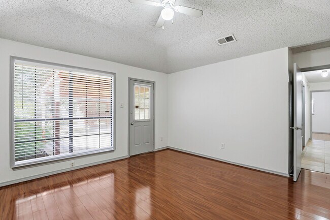 Building Photo - 6315 Forest Village