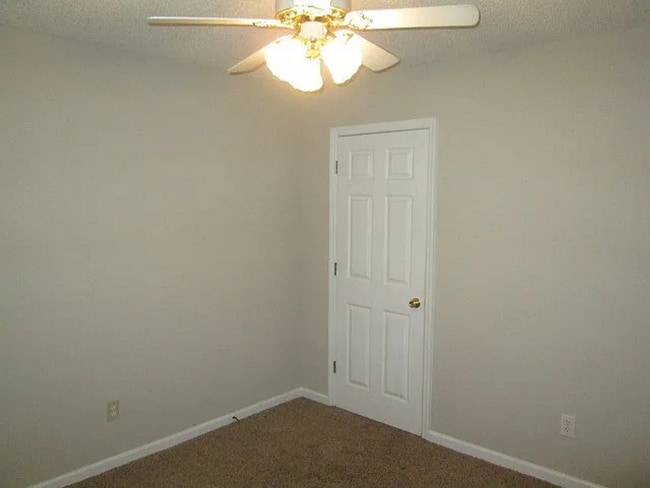 Building Photo - 4423 Misty Cove Ct