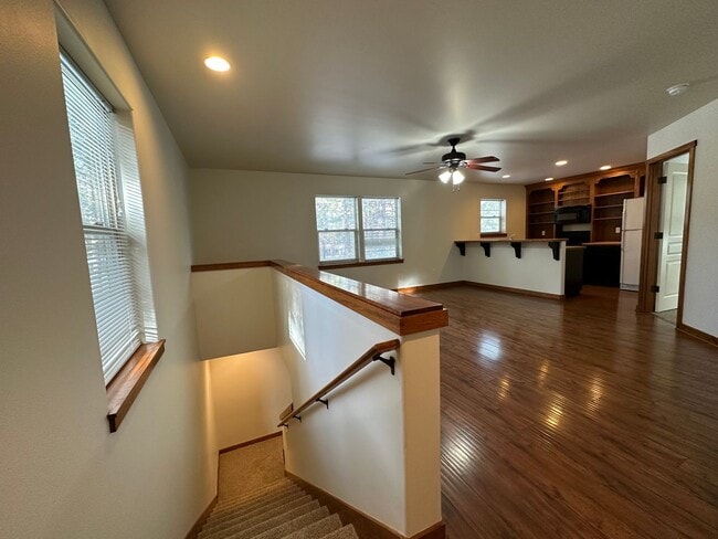 Building Photo - Peaceful 2-Bed Home on a Spacious 1-Acre Lot