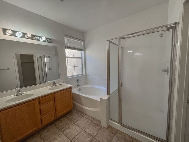 Building Photo - **COMING SOON 07/18/2025**UPDATED 4 Bedroo...
