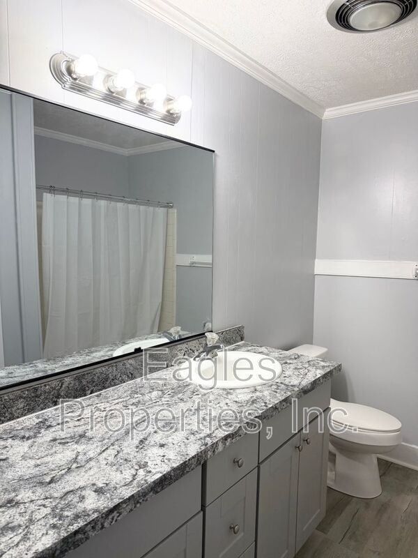 Building Photo - 1901 Peachtree St