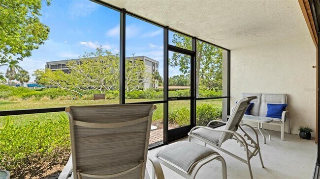 Building Photo - 1700 Cove II Pl
