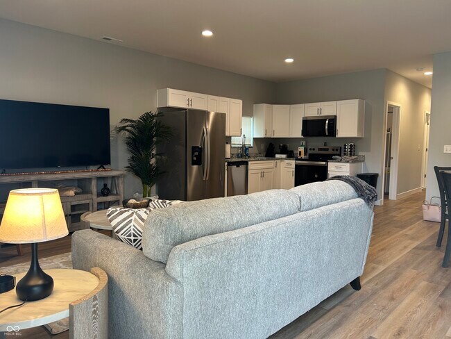 Building Photo - 113 N Arsenal Ave