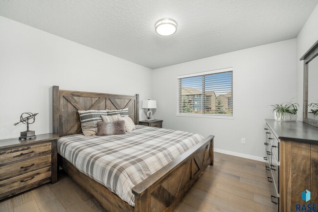 Building Photo - 7563 S Grand Arbor Pl